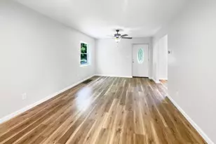 155 Bonham Rd, Wyoming, OH 45215 - Photo 6