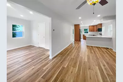 155 Bonham Road, Wyoming, OH 45215 - Photo 2