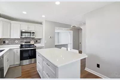 364 Mollie Drive, Hamilton, OH 45013 - Photo 2