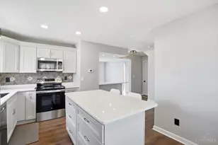 364 Mollie Dr, Hamilton, OH 45013 - Photo 2