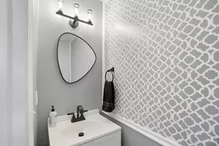 364 Mollie Dr, Hamilton, OH 45013 - Photo 4