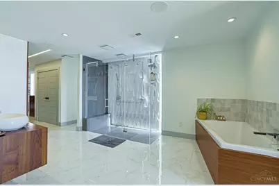 2828 Hoff Avenue, Cincinnati, OH 45226 - Photo 26