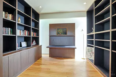 2828 Hoff Avenue, Cincinnati, OH 45226 - Photo 44