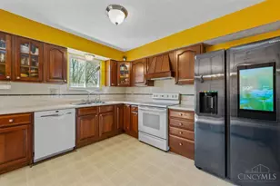 812 Victoria Dr, Franklin, OH 45005 - Photo 8