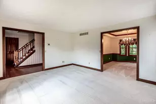 660 Carson Dr, Lebanon, OH 45036 - Photo 2