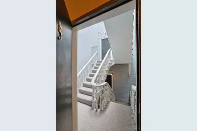 724 Main Street #5, Cincinnati, OH 45202 - Photo 4
