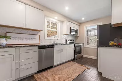 1904 Hunt Road, Reading, OH 45215 - Photo 10