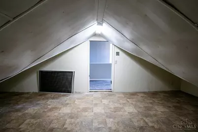 1904 Hunt Road, Reading, OH 45215 - Photo 24