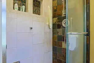 9441 Wyoming Point Pl, Springfield Township, OH 45231 - Photo 30