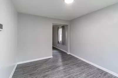 877 Oakfield Avenue, Cincinnati, OH 45224 - Photo 8