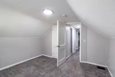 877 Oakfield Avenue, Cincinnati, OH 45224 - Photo 20