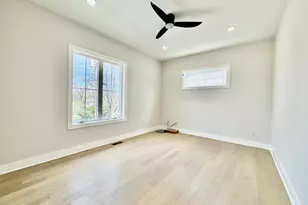 2523 Ridgeland Pl, Cincinnati, OH 45212 - Photo 8