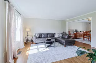 8096 Pineterrace Dr, Anderson Township, OH 45255 - Photo 6