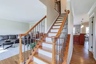 8096 Pineterrace Dr, Anderson Township, OH 45255 - Photo 4