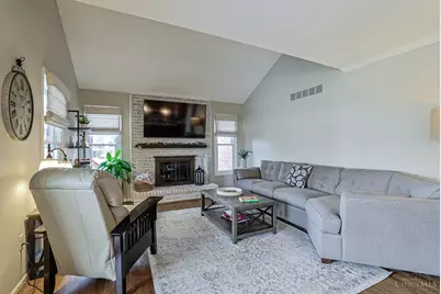 8096 Pineterrace Drive, Anderson Township, OH 45255 - Photo 10