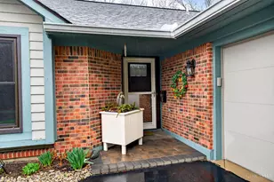 19 Shaker Run Rd, Lebanon, OH 45036 - Photo 2