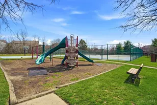 4202 E Village Dr, Mason, OH 45040 - Photo 30