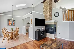 4202 E Village Dr, Mason, OH 45040 - Photo 8