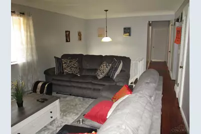 3578 Fieldcrest Drive, Cincinnati, OH 45211 - Photo 20