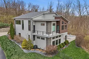 3666 Cooper Rd, Blue Ash, OH 45241 - Photo 4