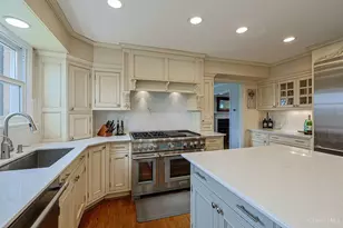 8000 Blome Rd, Indian Hill, OH 45243 - Photo 16