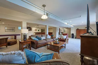 8000 Blome Road, Indian Hill, OH 45243 - Photo 40