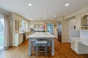 8000 Blome Rd, Indian Hill, OH 45243 - Photo 18