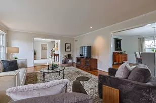 8000 Blome Rd, Indian Hill, OH 45243 - Photo 8