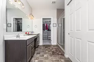 2850 Buckridge Dr, Miami Township, OH 45233 - Photo 12