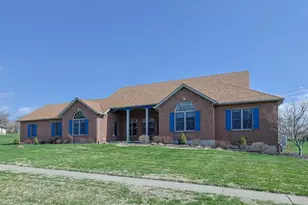 1305 Courtney Dr, Hamilton, OH 45013 - Photo 2