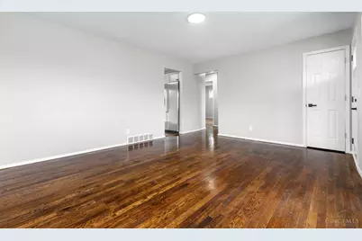 2043 E Teralta Circle, Cincinnati, OH 45211 - Photo 6