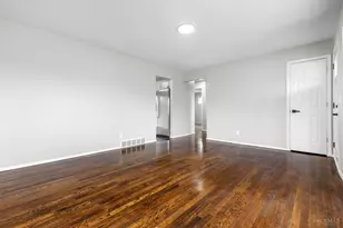 2043 E Teralta Cir, Cincinnati, OH 45211 - Photo 6