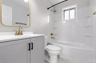 2043 E Teralta Cir, Cincinnati, OH 45211 - Photo 18