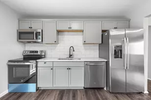 2043 E Teralta Cir, Cincinnati, OH 45211 - Photo 12