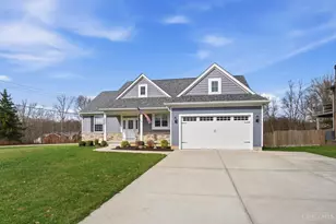 1802 Chapel Woods Dr, Batavia Township, OH 45103 - Photo 4