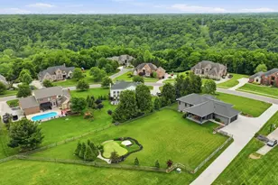 2239 Quail Run Farm Ln, Green Township, OH 45233 - Photo 2