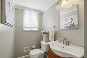 3963 Malaer Dr, Sharonville, OH 45241 - Photo 12