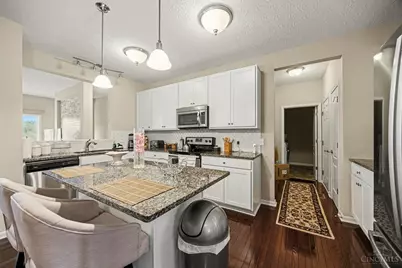 9370 Bridgecreek Drive, Springdale, OH 45231 - Photo 8