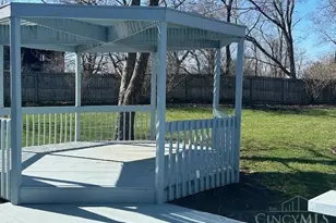 1944 Creswell Dr, Springfield Township, OH 45240 - Photo 34