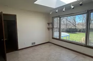 1944 Creswell Dr, Springfield Township, OH 45240 - Photo 28