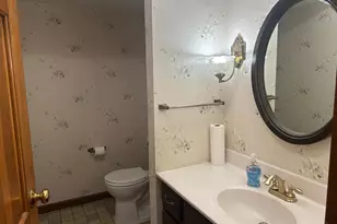 1944 Creswell Dr, Springfield Township, OH 45240 - Photo 32