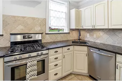 1075 Coronado Avenue, Cincinnati, OH 45238 - Photo 16