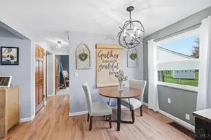 1216 Alwil Dr, Cincinnati, OH 45215 - Photo 10