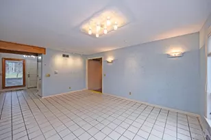 9031 Winthrop Dr, Montgomery, OH 45249 - Photo 16