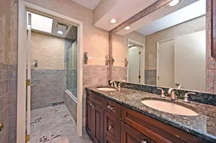 9031 Winthrop Dr, Montgomery, OH 45249 - Photo 46