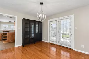 1132 Lorelei Dr, Perry Township, OH 45118 - Photo 6