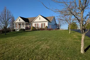 396 Country Manor Dr, Adams Township, OH 45177 - Photo 1
