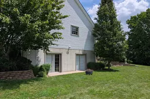 396 Country Manor Dr, Adams Township, OH 45177 - Photo 34