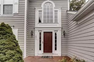 1872 Olde Haley Dr, Washington Twp, OH 45458 - Photo 2