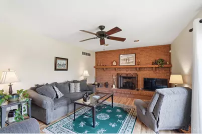 8909 Saxton Drive, West Chester, OH 45069 - Photo 12